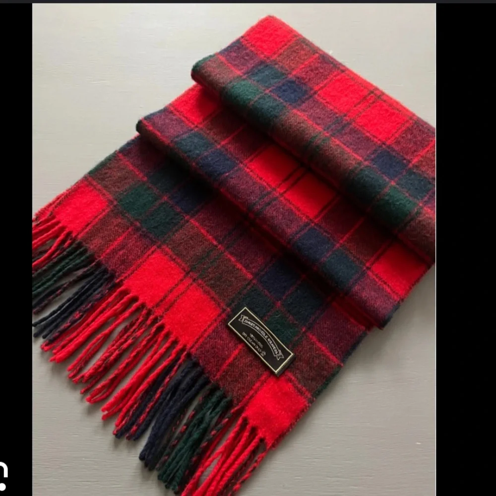 Vtg James Pringle Weavers 100% Wool Scarf